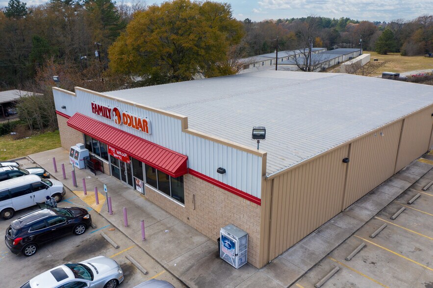 More Photos Of 3508 Frankston Hwy, Tyler Freestanding For Sale