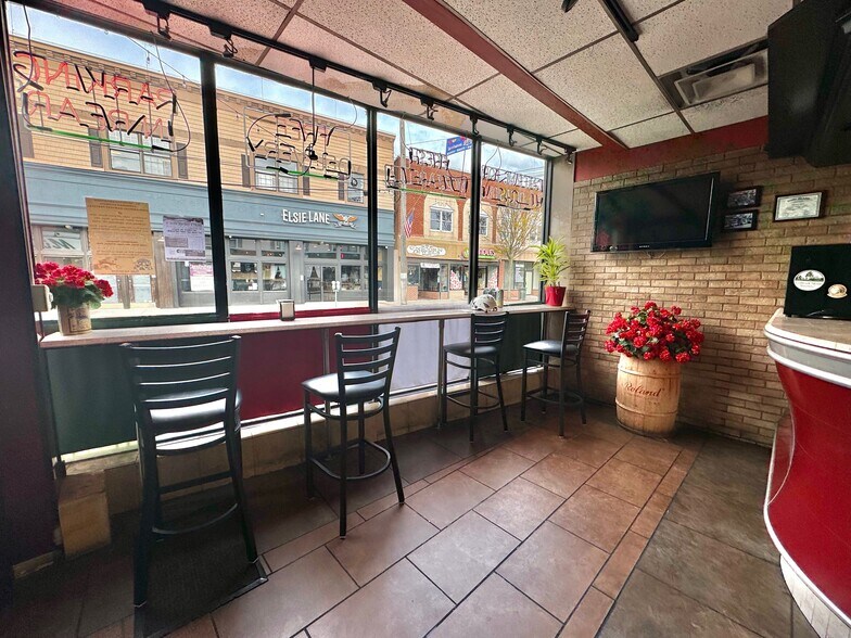 More Photos Of 32-38 Atlantic Ave, Lynbrook Office For Sale