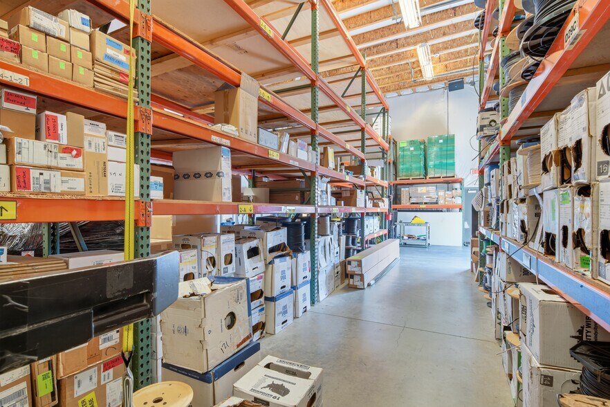 More Photos Of 2450 NW Eleven Mile Ave, Gresham Distribution For Sale