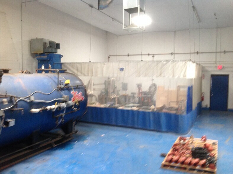 More Photos Of 4120 E Madison St, Phoenix Warehouse For Lease