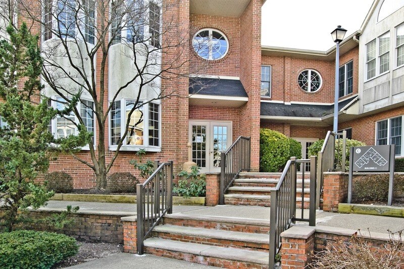 More Photos Of 271 US Highway 46, Fairfield Office For Lease