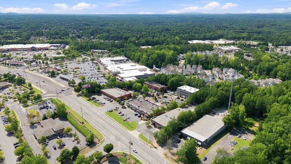 More Photos Of 12872 State Highway 9, Alpharetta Storefront For Lease