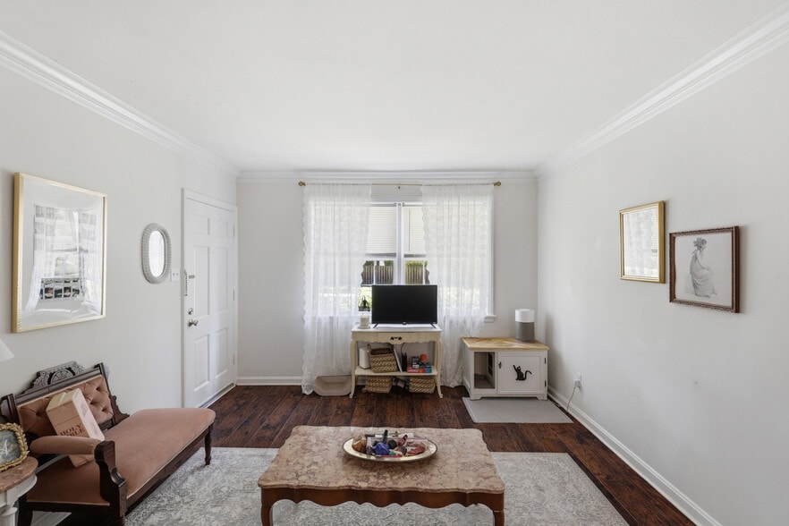 More Photos Of 3411 Bull St, Savannah Apartments For Sale