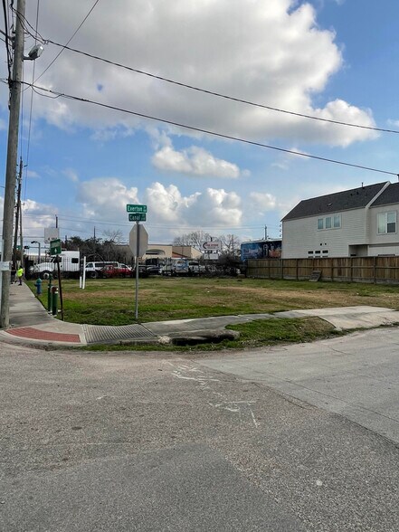 More Photos Of 3700 Canal St, Houston Land For Sale