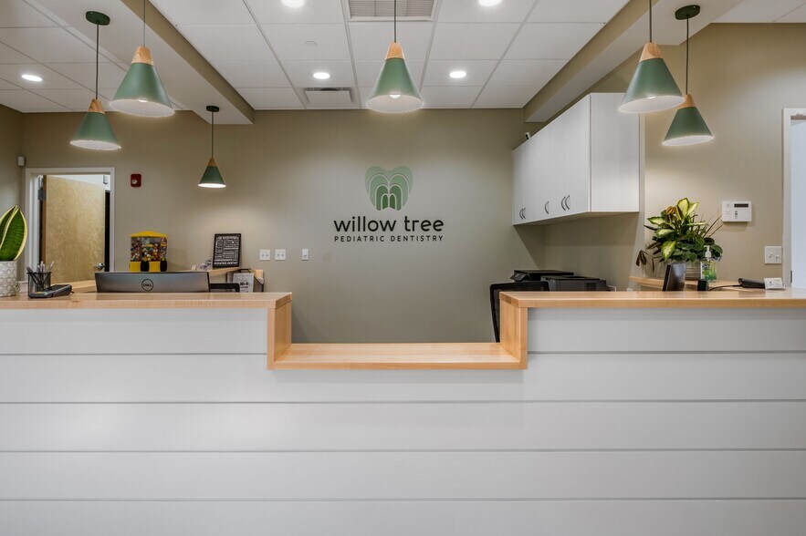 More Photos Of 35 Corporate Dr, Trumbull Medical For Lease