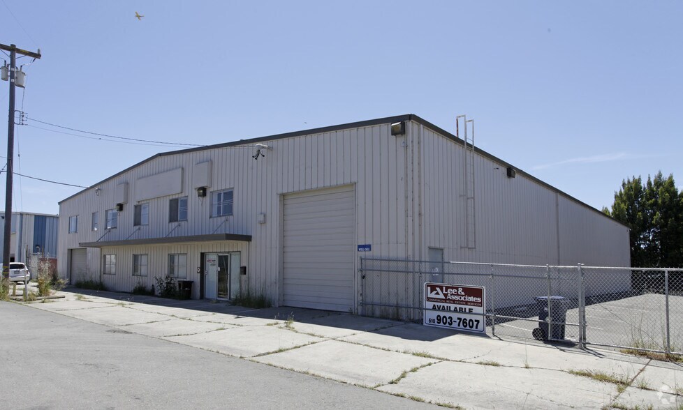 More Photos Of 21393 Curtis St, Hayward Warehouse For Sale