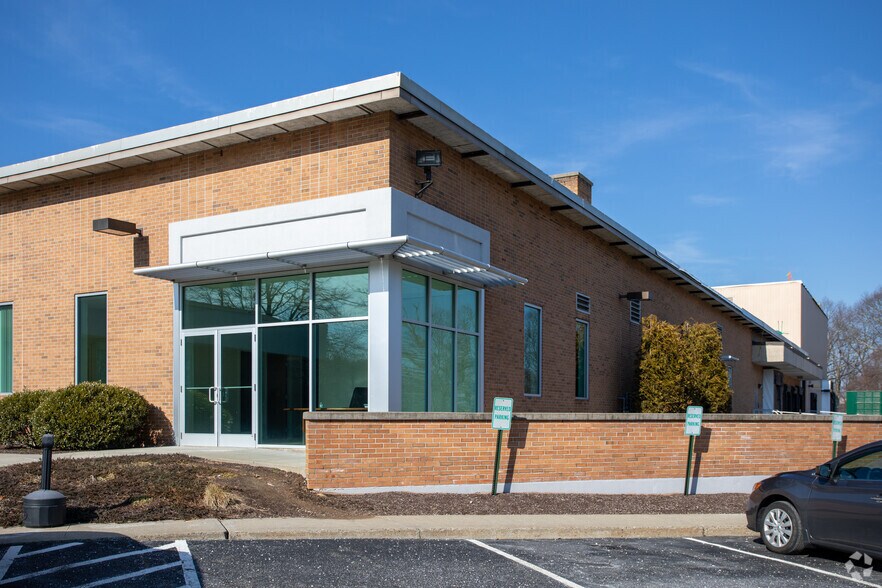 More Photos Of 100 Trap Falls Road Ext, Shelton Warehouse For Sale
