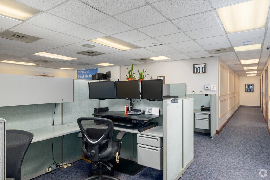 More Photos Of 340 North Ave E, Cranford Office For Lease