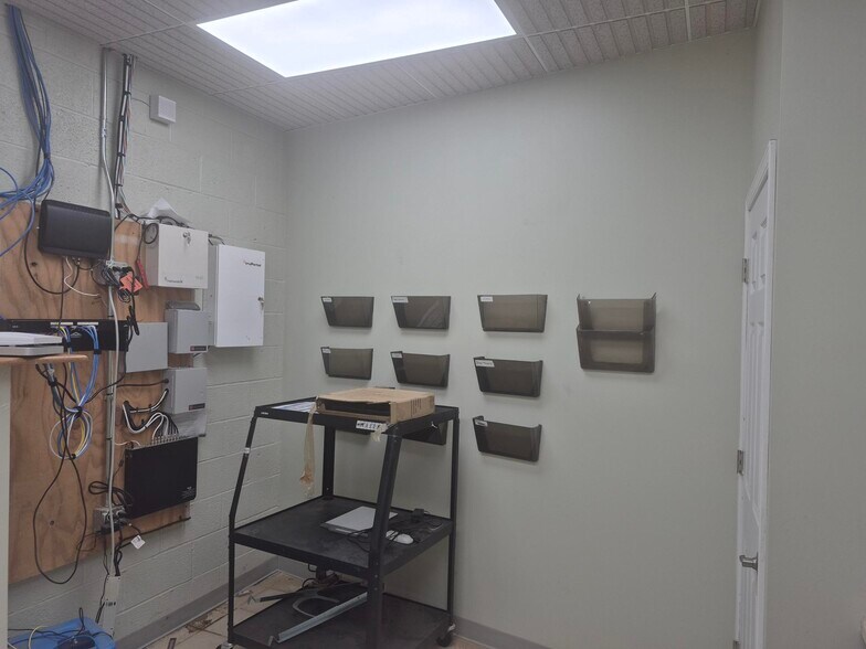 More Photos Of 2363 Broadway St, Buffalo Warehouse For Sale