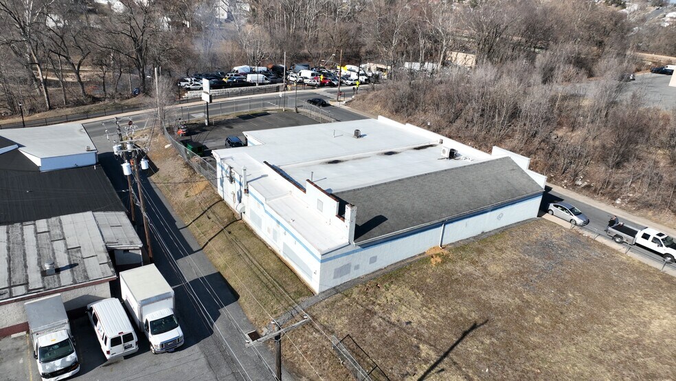 More Photos Of 958 N Penn St, Allentown Warehouse For Sale
