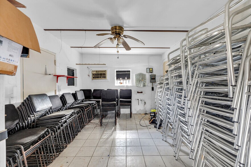 More Photos Of 58000 Card Sound Rd, Key Largo Restaurant For Sale