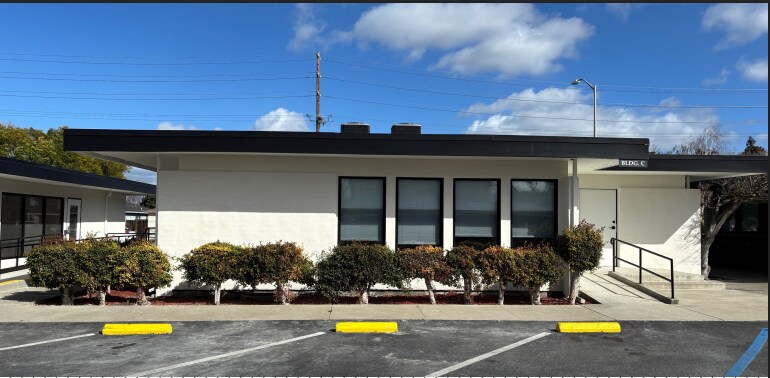 Primary Photo Of 1150 Scott Blvd, Santa Clara Medical For Lease