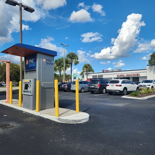 More Photos Of 1155 S Dale Mabry Hwy, Tampa Unknown For Lease
