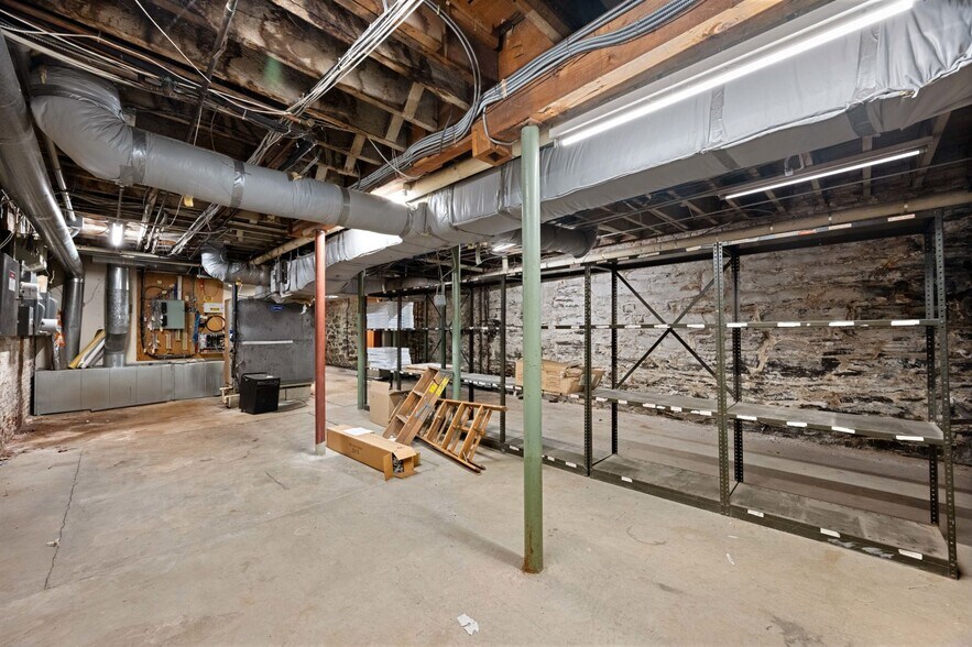 More Photos Of 1847-1855 Massachusetts Ave, Cambridge General Retail For Sale