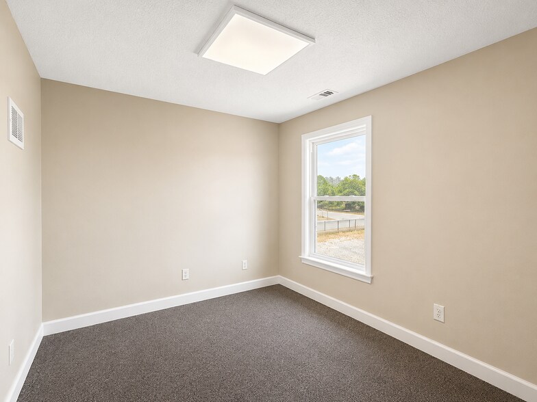 More Photos Of 581 Executive Pl, Fayetteville Office For Sale