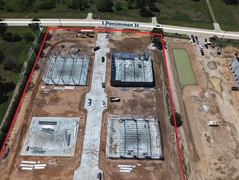 More Photos Of 1523 S Persimmon St, Tomball Unknown For Lease