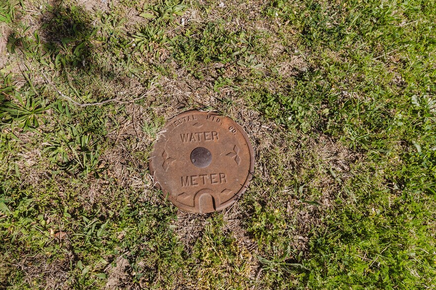 More Photos Of 1015 S Meridian Ave, Wichita Auto Repair For Sale