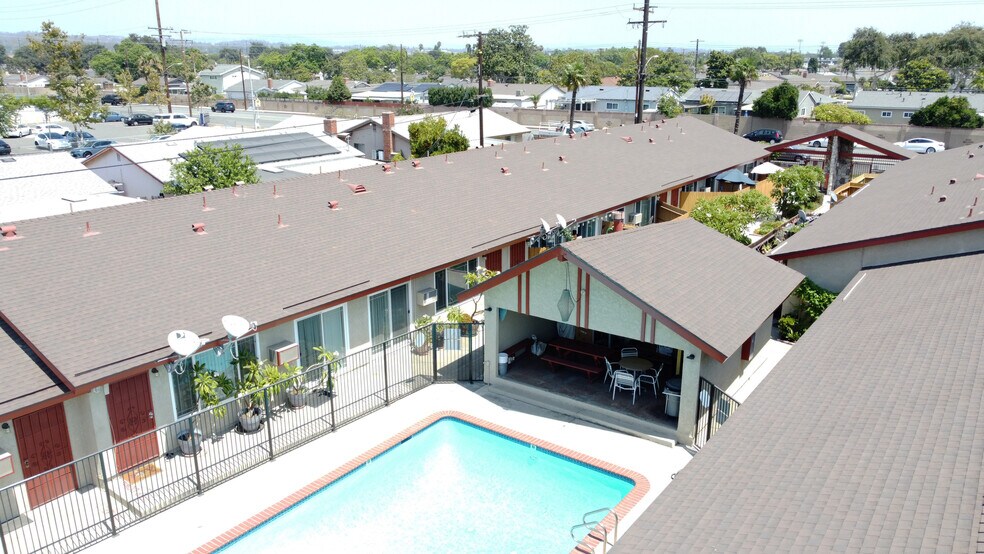 More Photos Of 6851 Dale St, Buena Park Multifamily For Sale