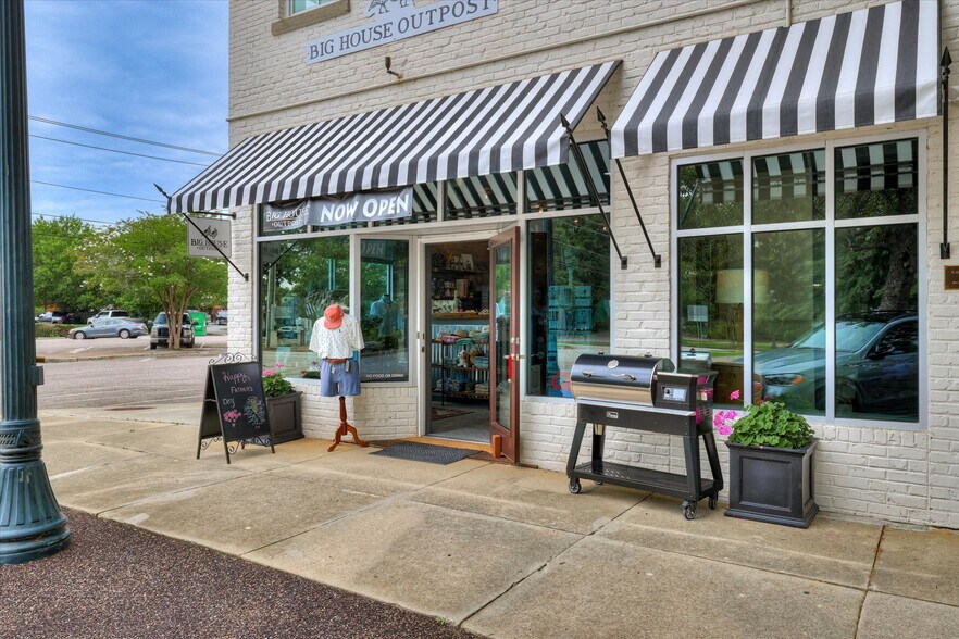 More Photos Of 150 Fairfield St SE, Aiken Storefront Retail Office For Sale