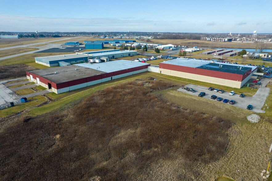 More Photos Of 648 Clymer Rd, Marysville Manufacturing For Lease