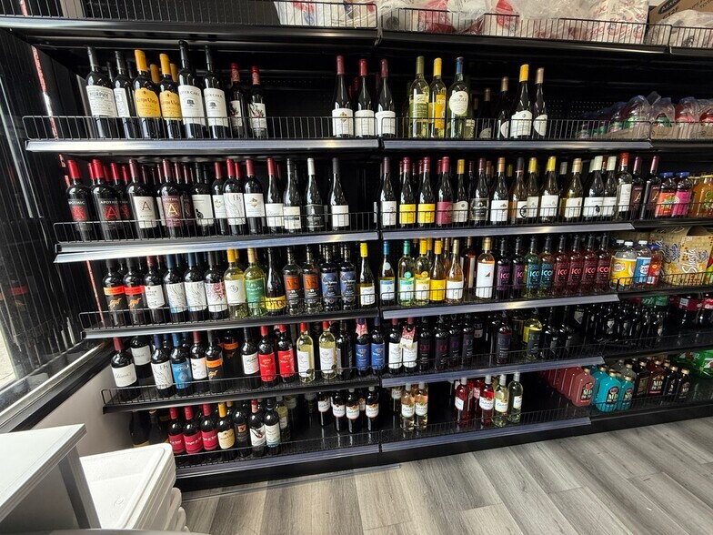 More Photos Of 418 N La Brea Ave, Inglewood Storefront Retail Residential For Sale