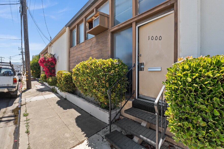 More Photos Of 1000 American St, San Carlos Warehouse For Sale