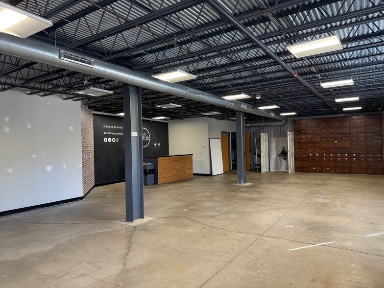 More Photos Of 3009 Wilmington Rd, New Castle General Retail For Lease