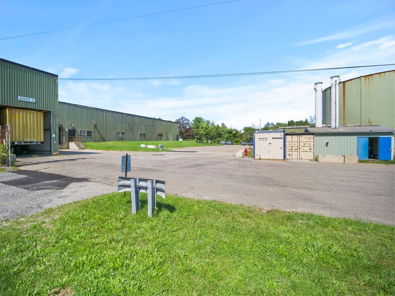 More Photos Of 1434-1440 County Rd, Wantage Warehouse For Sale
