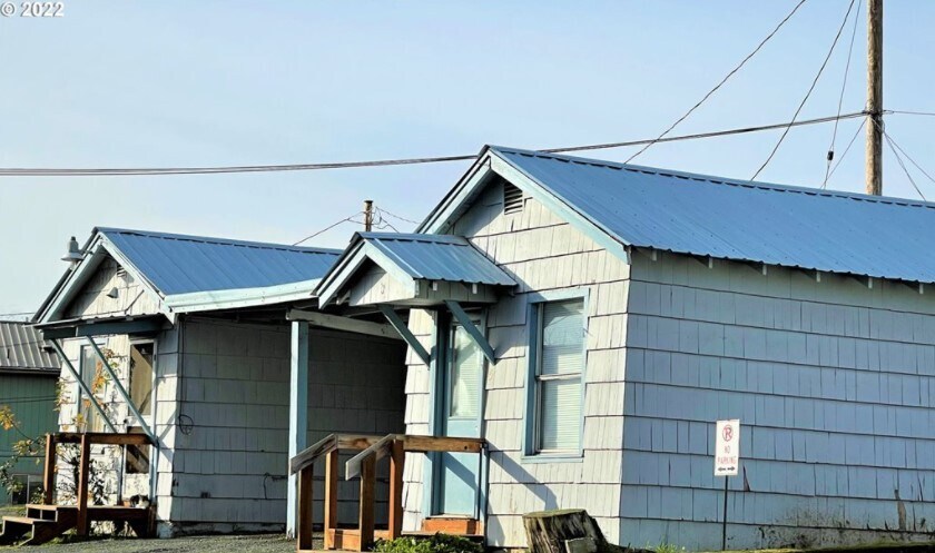 Primary Photo Of 230 NW Main St, Winston Trailer Camper Park For Sale