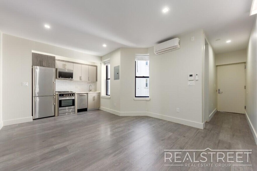 More Photos Of 1647 8th Ave, Brooklyn Apartments For Sale