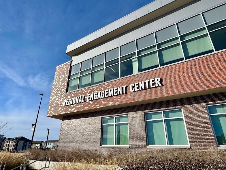 More Photos Of 2204 University Dr, Kearney Serviced Offices For Lease