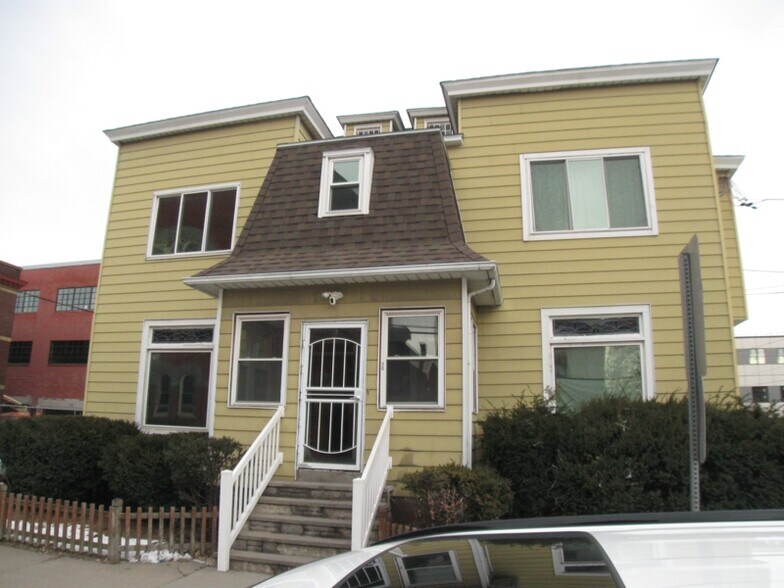 More Photos Of 47 Carroll St, Binghamton Apartments For Sale