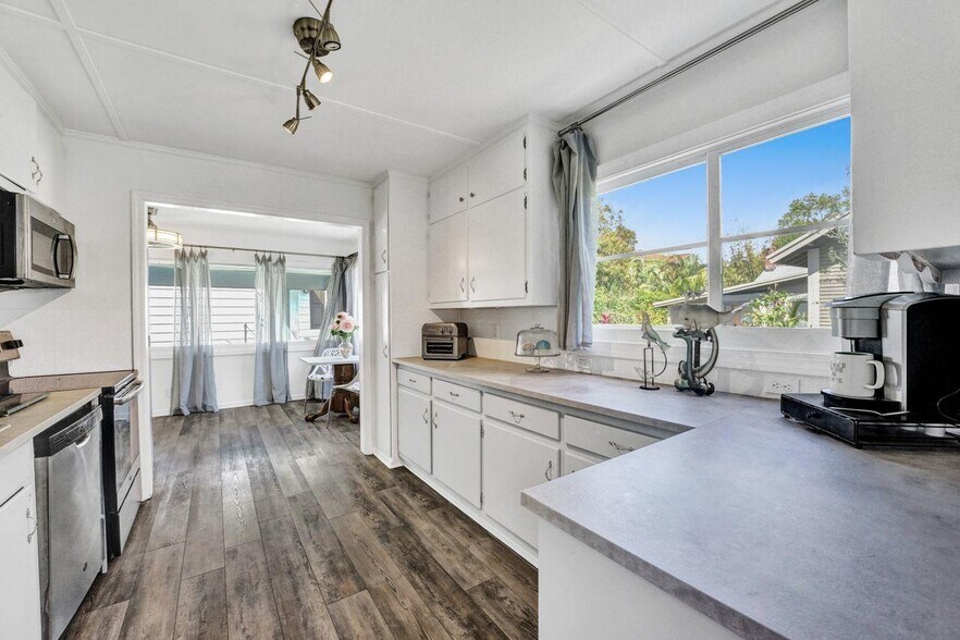 More Photos Of 221 S Ocean Breeze, Lake Worth Beach Multifamily For Sale