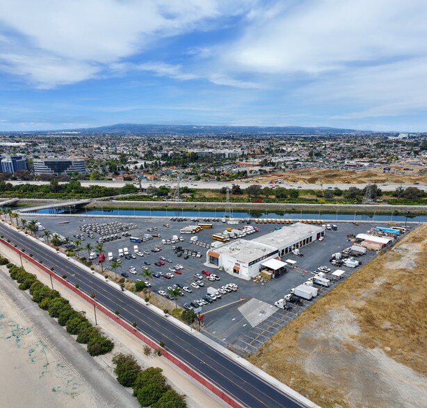 More Photos Of 21107 Chico St, Carson Land For Lease
