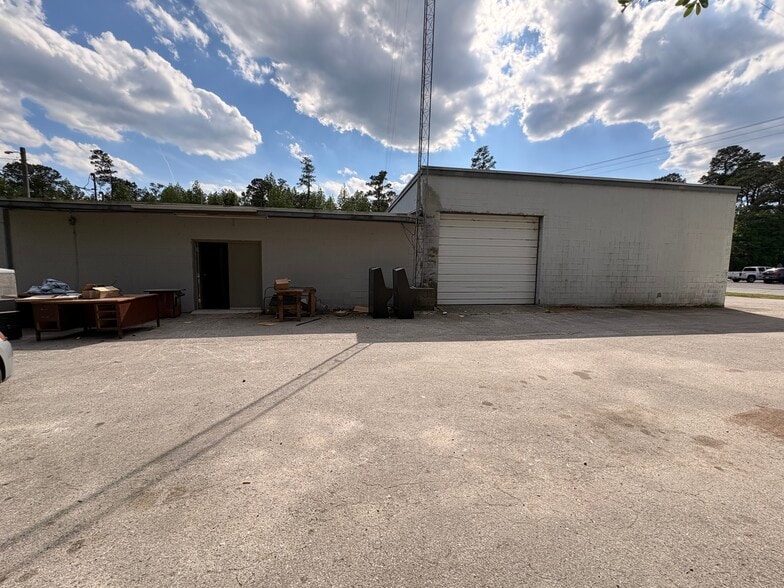 More Photos Of 1836 Gum Branch Rd, Jacksonville Office For Lease