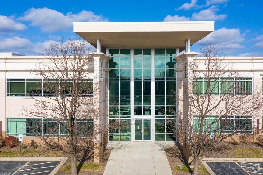 More Photos Of 7851 W 185th St, Tinley Park Unknown For Lease