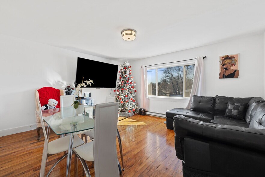 More Photos Of 61-65 Broad St, Marlborough Apartments For Sale
