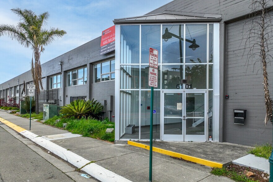 More Photos Of 6101 Christie Ave, Emeryville Research And Development For Lease