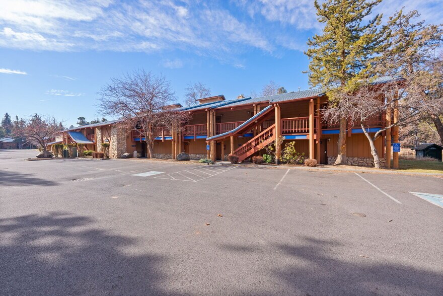 More Photos Of 3105 NW O. B. Riley Rd, Bend Hotel For Sale