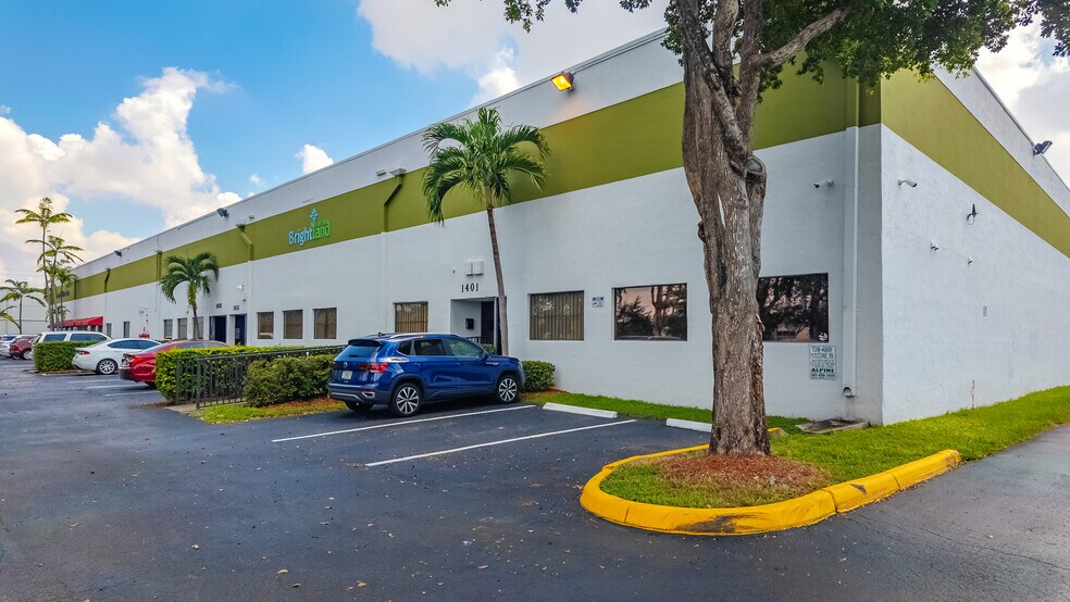 More Photos Of 1400 NW 88th Ave, Doral Unknown For Lease