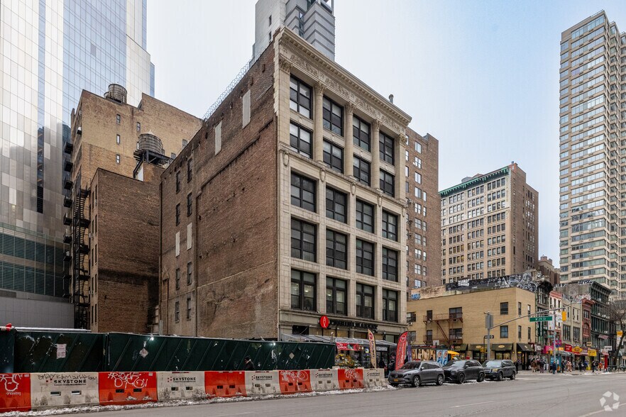 More Photos Of 838 Sixth Ave, New York Office For Lease