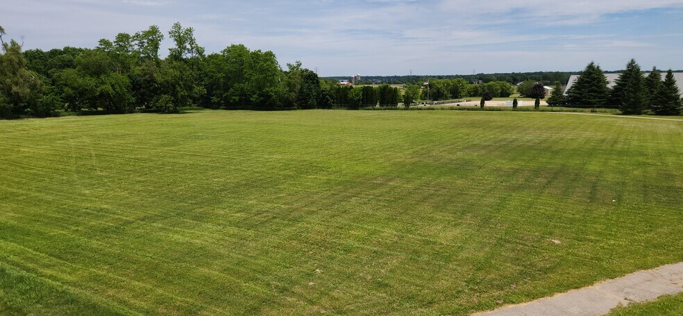 More Photos Of 130 Jackson St, Cement City Schools For Sale