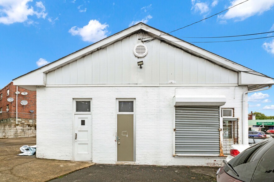 More Photos Of 6200 N 5th St, Philadelphia Auto Repair For Sale