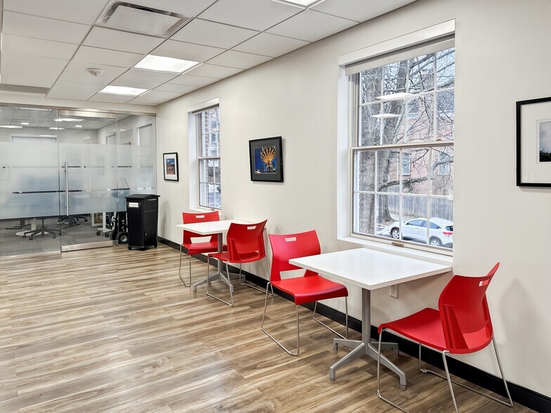 More Photos Of 4315 50th St NW, Washington Coworking Space