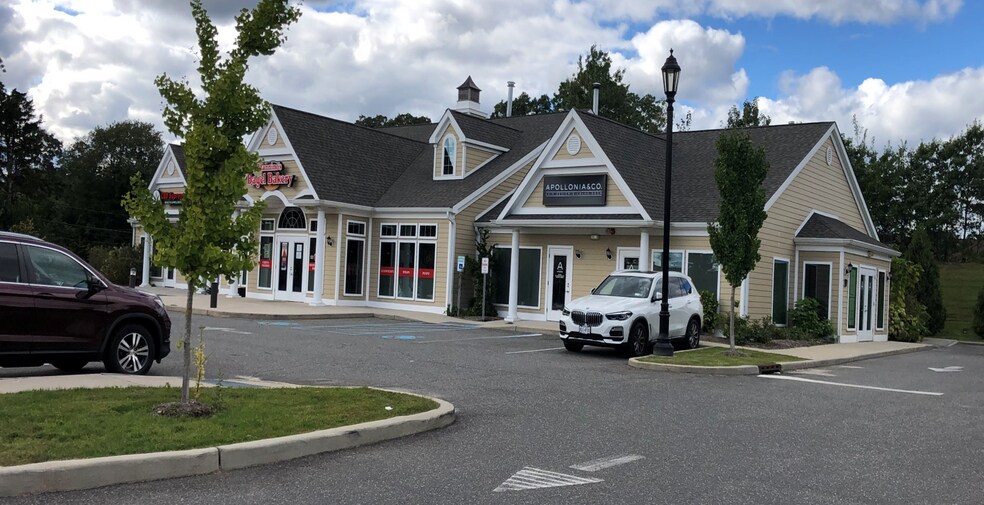 More Photos Of 117 Terry Rd, Smithtown Freestanding For Sale