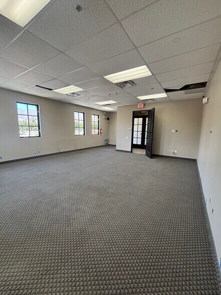 More Photos Of 78115 Calle Estado, La Quinta Office For Lease