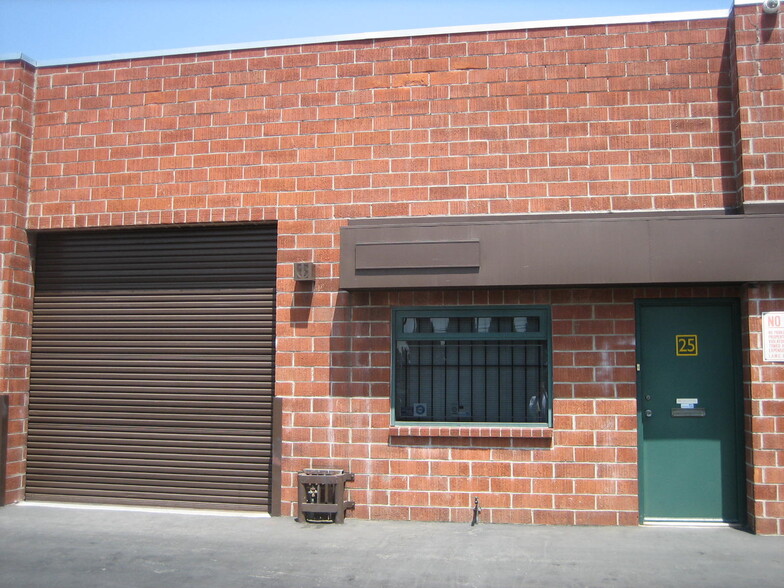 Primary Photo Of 7421 Laurel Canyon Blvd, North Hollywood Distribution For Lease