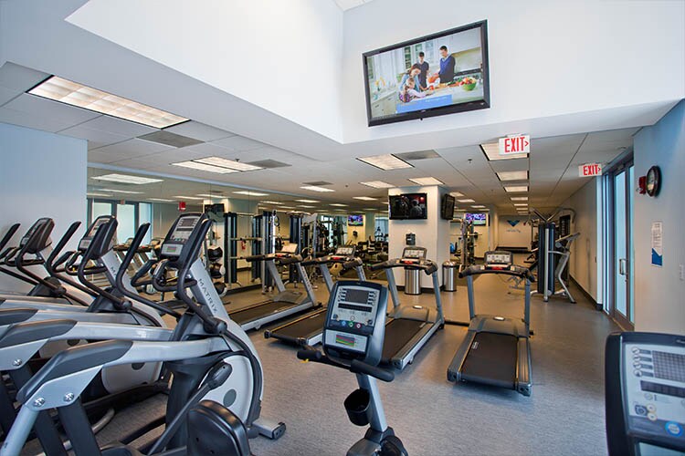 More Photos Of 300 S Orange Ave, Orlando Office For Lease