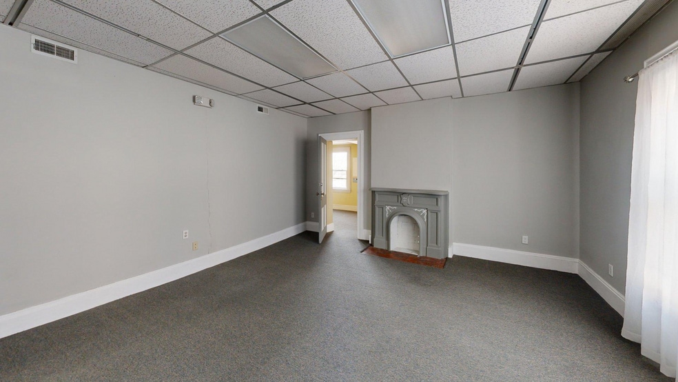 More Photos Of 614 W Berry St, Fort Wayne Office For Sale