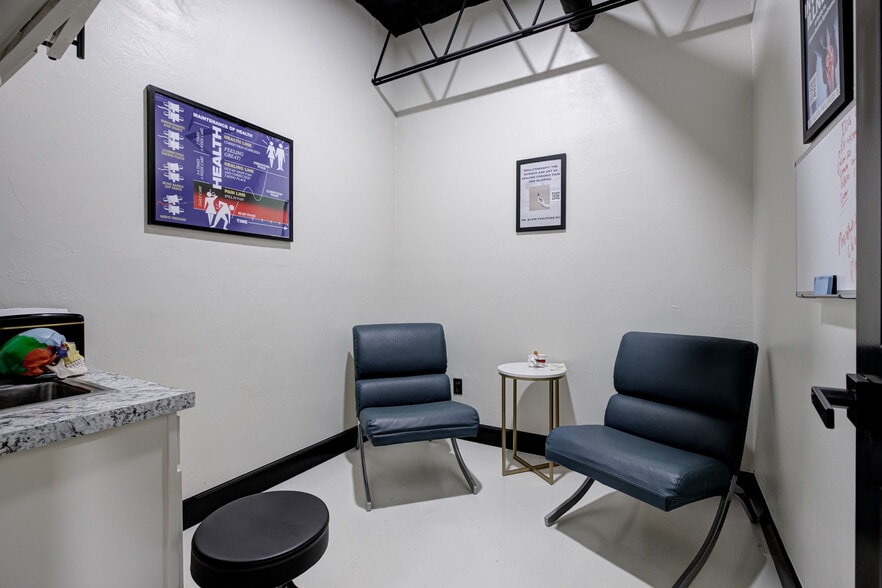 More Photos Of 6500 N Meridian Ave, Oklahoma City Medical For Sale